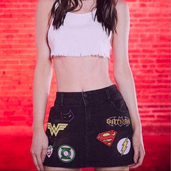 NWT DC Ultimate Fan Denim Skirt - Picture 4 of 4